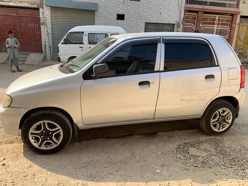 Suzuki Alto 2012 4