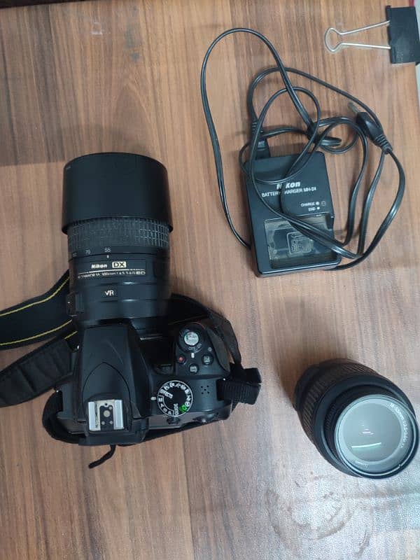 Nikon D3300 with 2 lens & battery 1