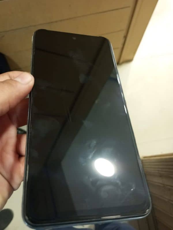 fresh Condition Infinix hot40i 5