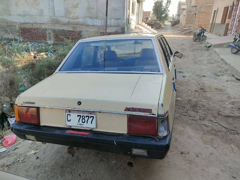 Mitsubishi Lancer 1982 10