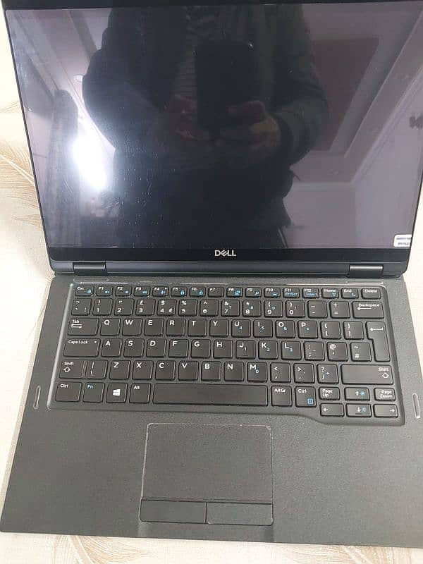 Dell latitude 7390 360 i7 8th generation 1