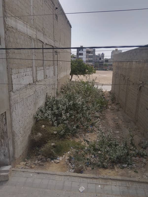 Plot For Sale In Allah Wala Town Korangi Crossing 1