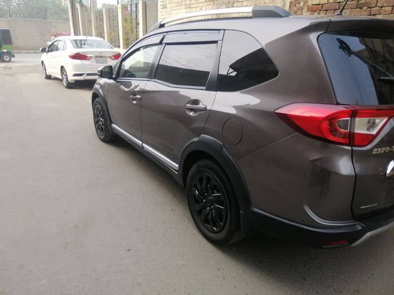 Honda BR-V 2019 MT 3