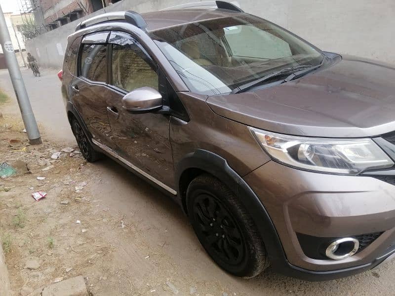 Honda BR-V 2019 MT 8