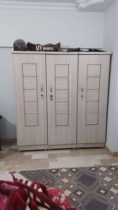 3 door cupboard