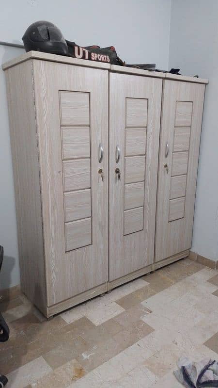 3 door cupboard 1