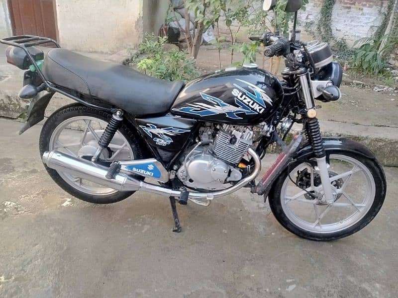 Suzuki 150gs 2022 model 11