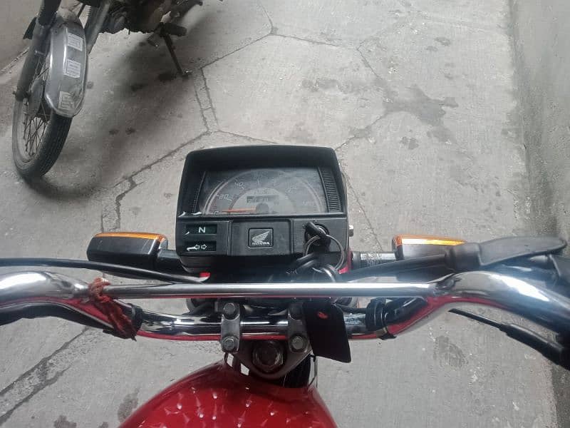 *Honda  CD 70 ( Model  2022 ) good condition* 4