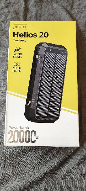 New Yolo Powerbank 20000MH with s solar charger 1