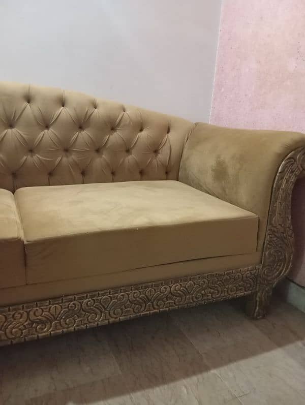 sofa with wooden table for sale 4