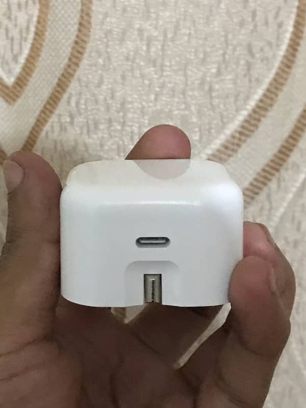 iPhone adapter 3