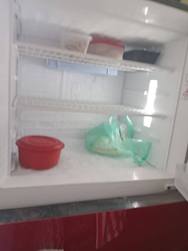 selling a new fridge 5