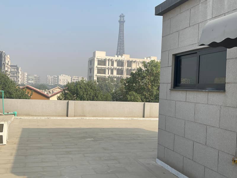 12 Marla Corner near Eiffel tower top notched Fully Furnished house available for 1 month, 2 month, 3 month or 6 months rent at a Very Prime Location of in Bahria Town Lahore 8