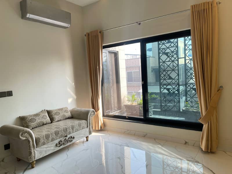 12 Marla Corner near Eiffel tower top notched Fully Furnished house available for 1 month, 2 month, 3 month or 6 months rent at a Very Prime Location of in Bahria Town Lahore 25