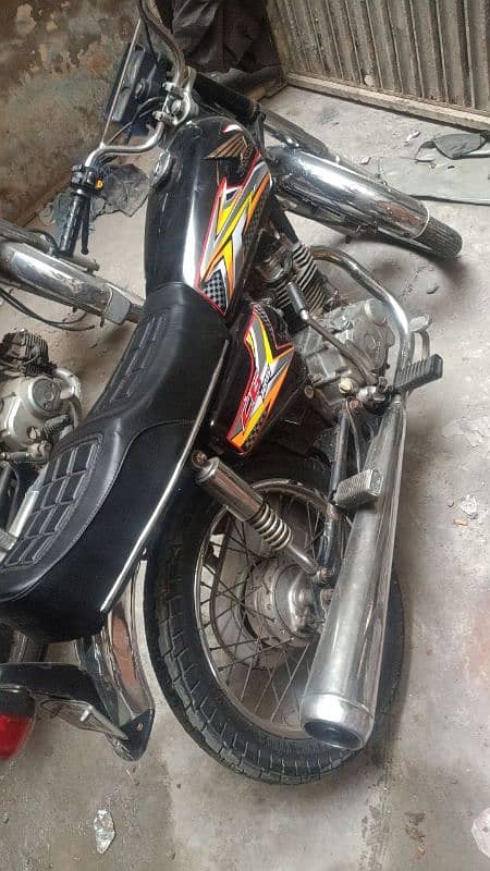 Honda 125 6 moder 1