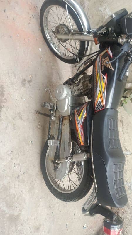 Honda 125 6 moder 5