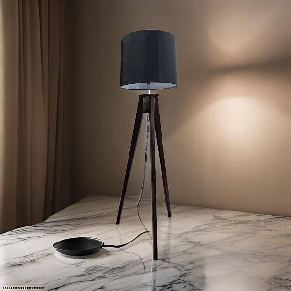 Black Tripod Floor Lamp – Perfect for Modern Spaces! 0