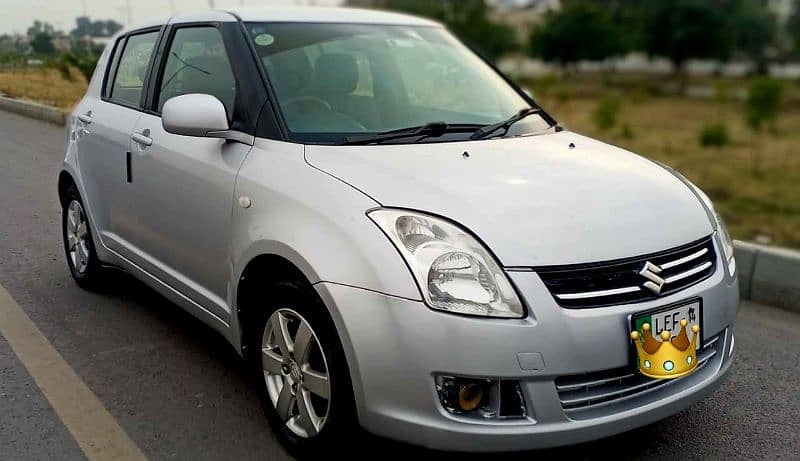 Suzuki Swift DLX 2014 3