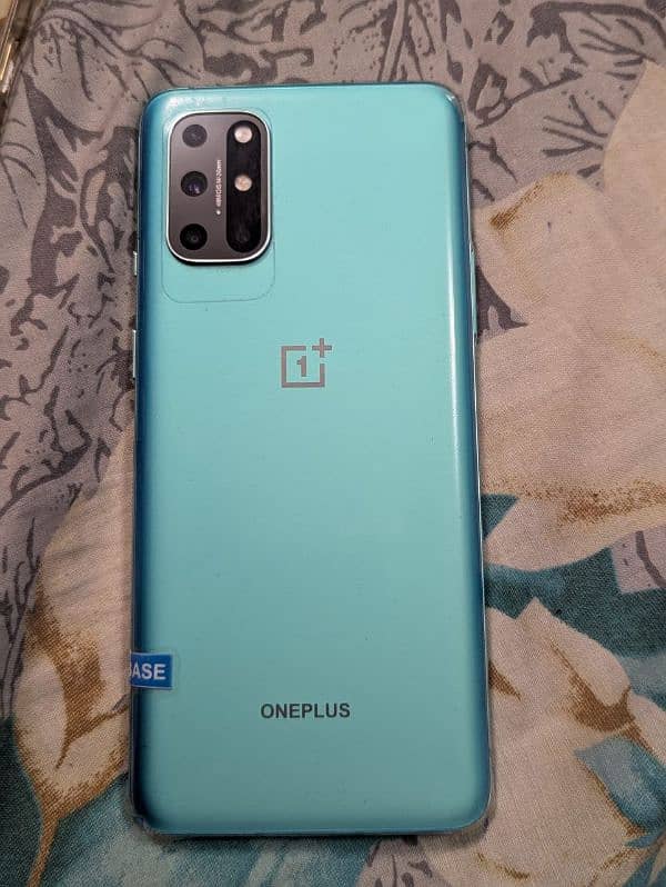 one Plus 8t 1