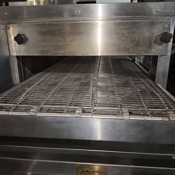 Middle by marshal conveyor belt 18" commercial pizza oven 8