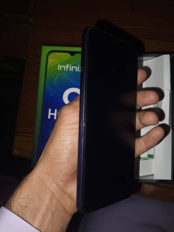 Infinix Hot 8 2