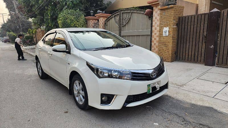 Toyota Corolla GLI 2014 1