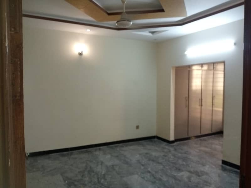 G-15 Upper Portion For Rent 7 Marla Near Markaz 0