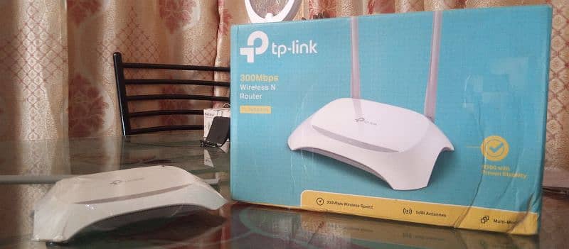 300 Mbps wireless and router TL- WR840N 0