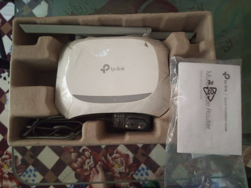 300 Mbps wireless and router TL- WR840N 3