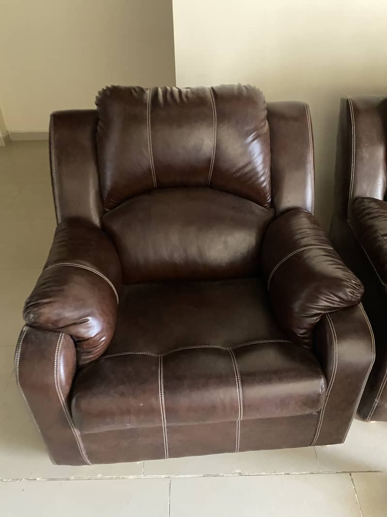 Brand New Condition Sofa Set 6