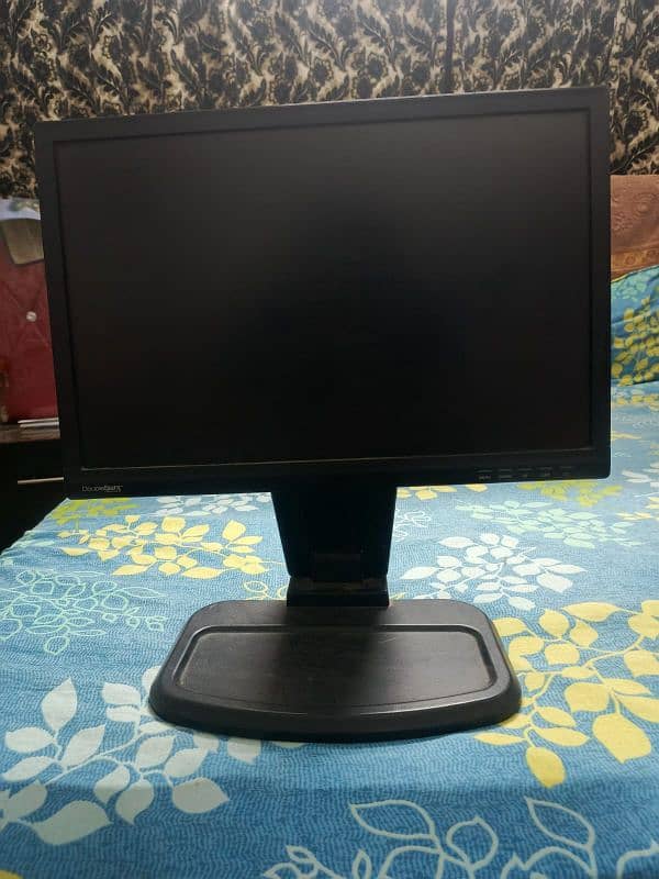 LCD LED Computer Monitor 2