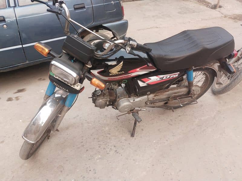 Honda 70 2015 03007932885 0