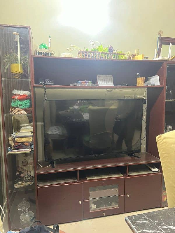 TV Divider & Show case brown colour in Excellent condition 3