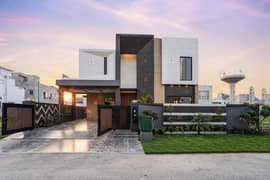 01 Kanal Ultra Modren Design Banglow With Full Furnished Full Basement For Sale ,Home Threter/Swimming Pool, Top Location Of DHA