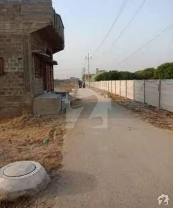 West Open Plot for Sale 123 Square yard in Gulshan-e-Nauman. 0