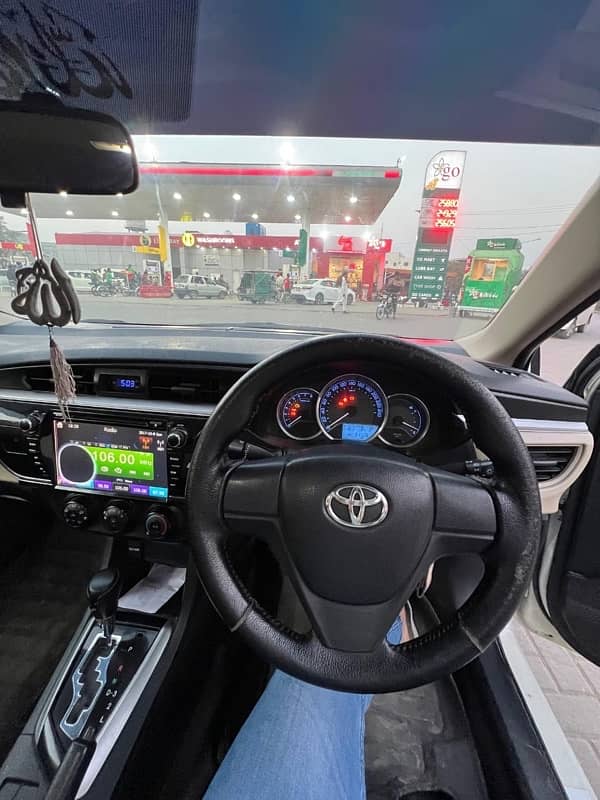 Toyota Corolla GLI 2016 automatic 6