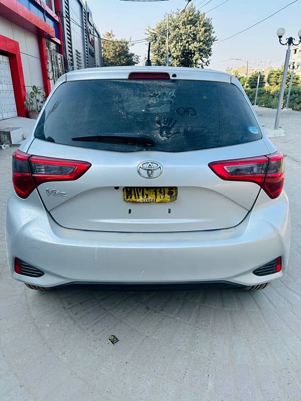 Toyota Vitz 2018 3