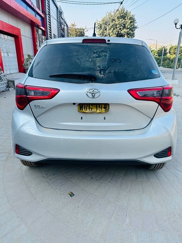 Toyota Vitz 2018 5