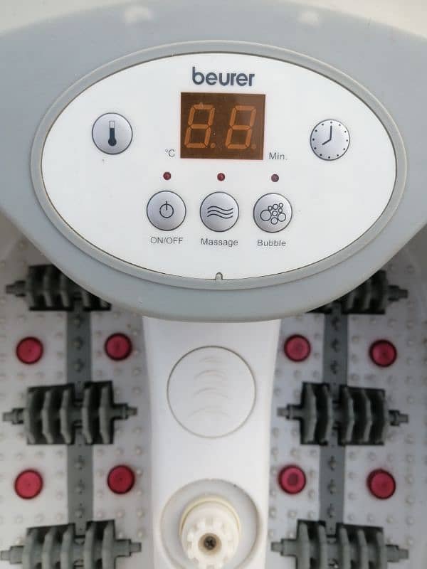 BEURER FB 50 Foot Massager 4