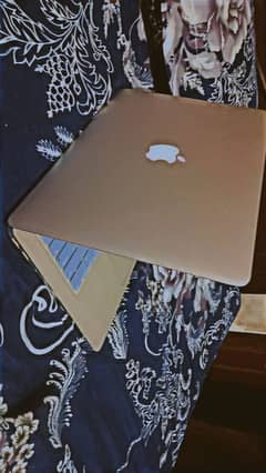 Macbook air core i5