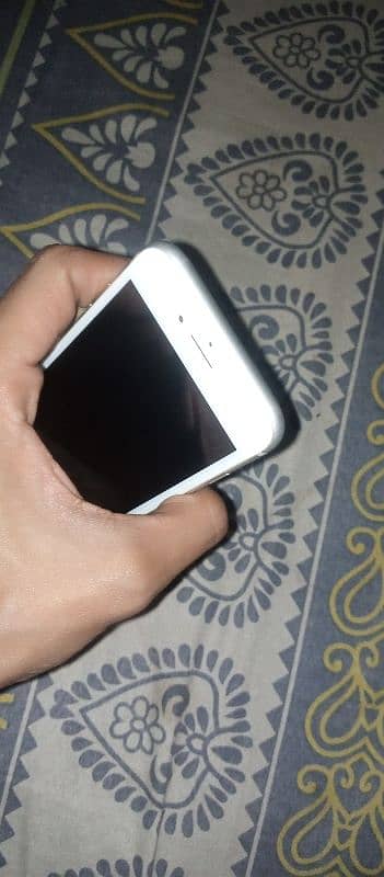 I Phone 8 For Sale 4