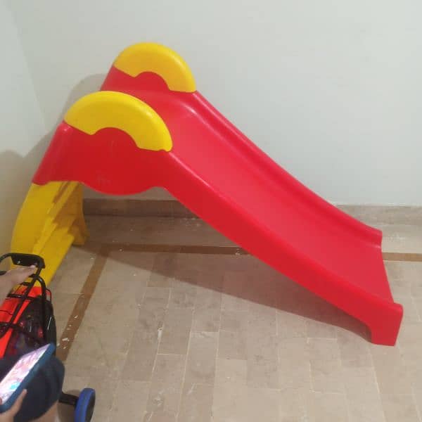 Slightly used Slide for kids 1