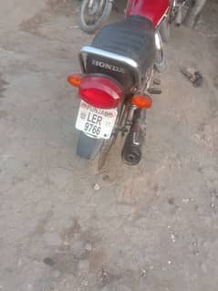 Honda 125 bilkul saaf condition