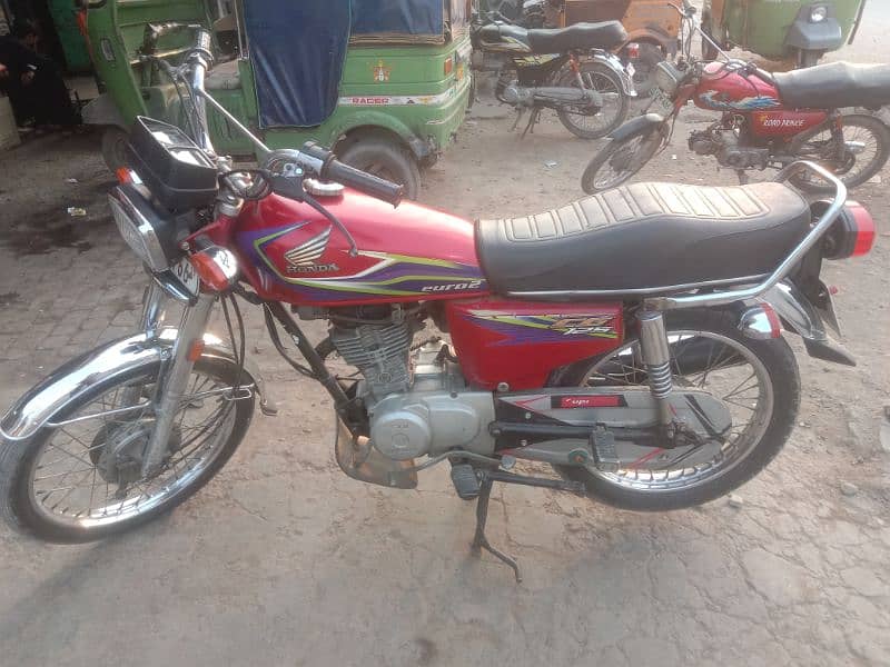 Honda 125 bilkul saaf condition 2