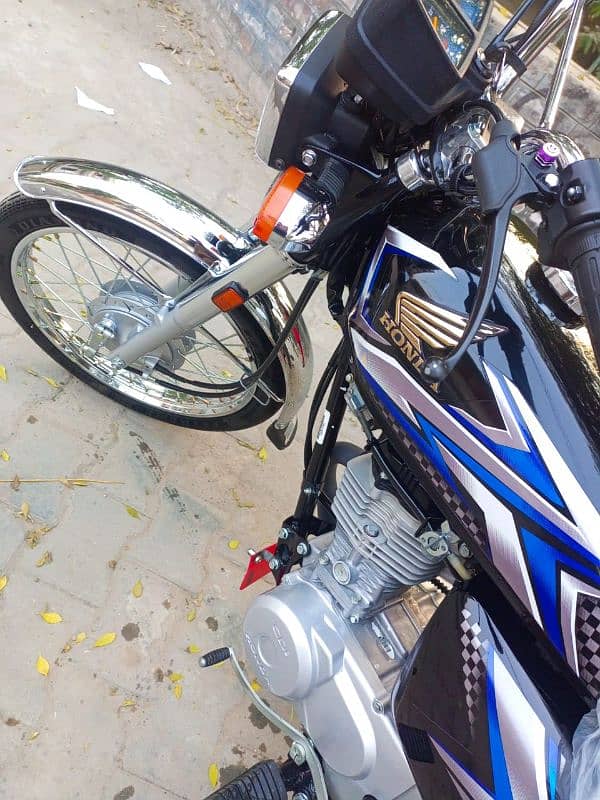 honda 125 2025 5