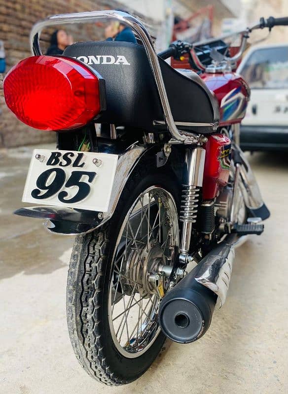 Honda 125 for sale 11