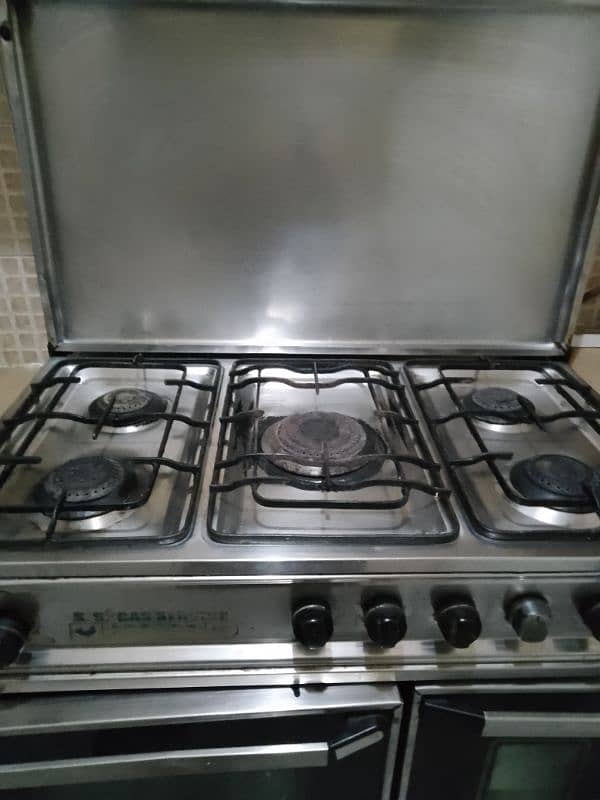 Stove with oven 2