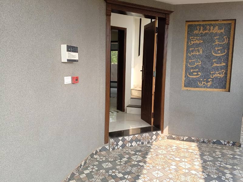 5 Marla Fully Luxury Near Park House With 3 Master Bed For Sale in DHA Rahbar, Block P, Lahore. 2