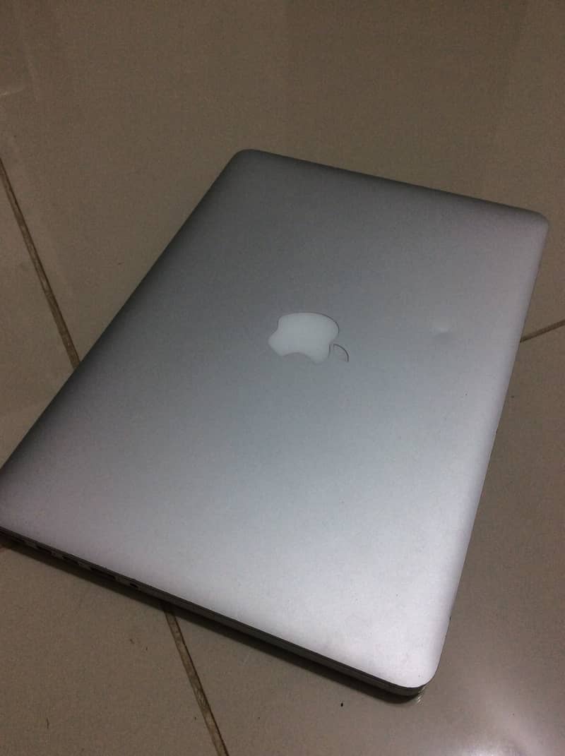 Apple Macbook Pro 2014-15 Broken screen - Working condition 6