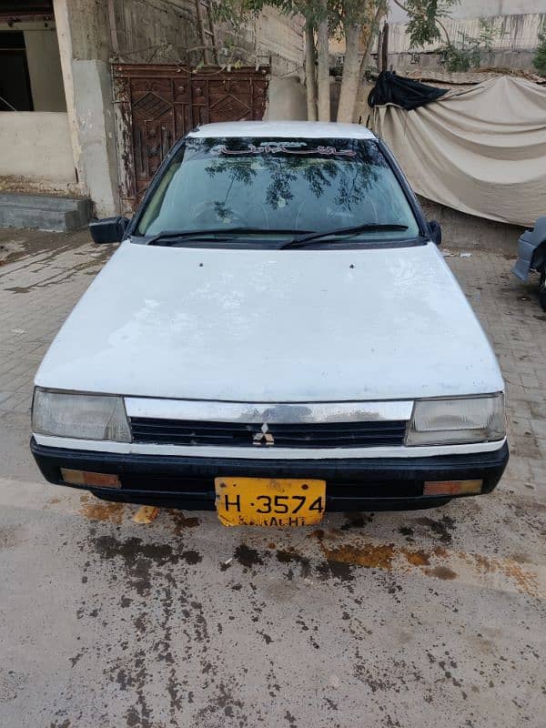 Mitsubishi Lancer 1985 10